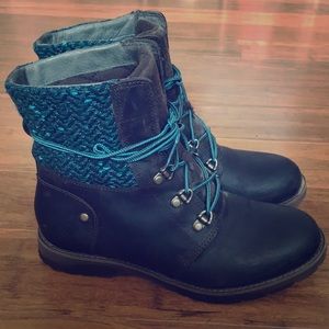 North Face boots